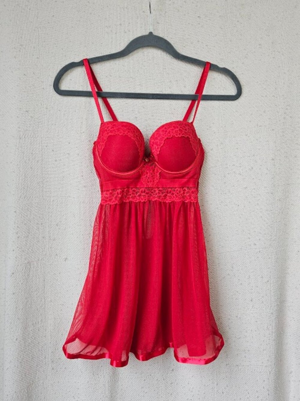 Daisy Fuentes Red Lace Sheer Lingerie Push-Up Mesh Bra Floral Flower Babydoll